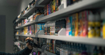 Az e-cigaretta szerepe az alacsony nikotintartalmú cigarettákra való átszokásban